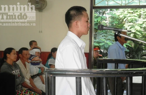 10 năm tù cho kẻ thủ dao, giết người tại sân bóng chuyền