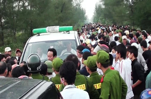 Bắt 10 đối tượng đánh chết người để "trả thù" cho bạn gái