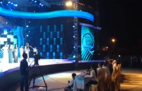 Trả lời ngô nghê về biển Đông, thí sinh Hoa hậu Đại dương bị "ném đá" 