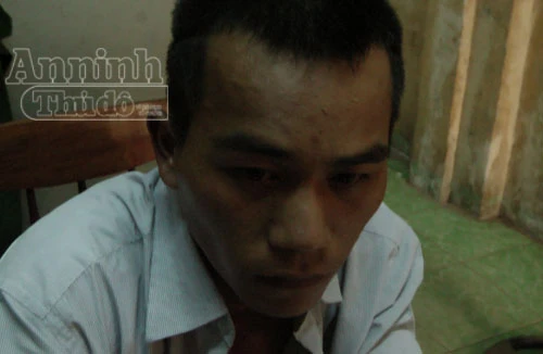 Người dân bao vây cánh đồng sắn, bắt đối tượng trộm xe