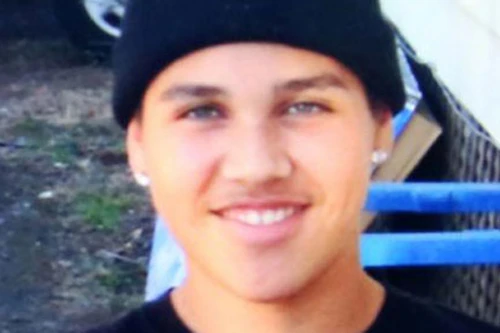 Cảnh sát Mỹ giết nhầm cậu bé 13 tuổi mang súng đồ chơi