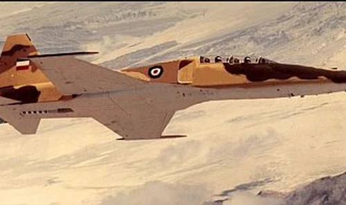 Iran hiện đại hóa máy bay chiến đấu phản lực Azaraksh