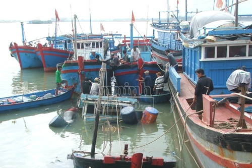 Phú Yên: 3 tàu cá chìm bí ẩn lúc nửa đêm