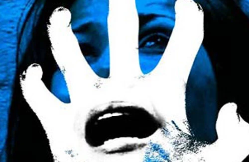 Nữ sinh bị hiếp dâm rồi siết cổ cho đến chết