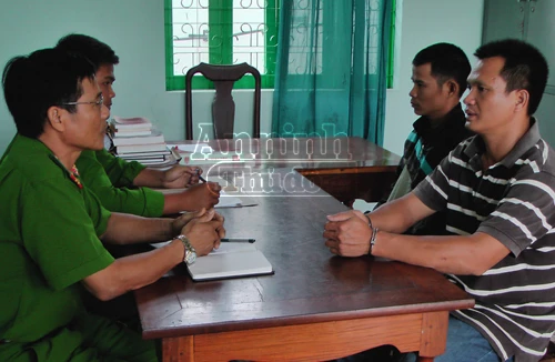 Khởi tố vụ án khai thác trái phép gỗ tại rừng sinh thái Bản Đôn