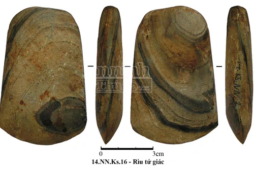 Hà Tĩnh: Phát hiện nhiều hiện vật bằng đá có niên đại trên 4.000 năm