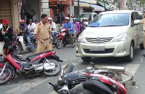 Truy tố người điều khiển xe mô tô gây tai nạn chết người