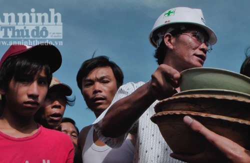 Vận động trả lại cổ vật tìm thấy trên tàu bị đắm 500 năm