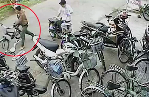 Băng trộm nhí một tuần trộm 10 xe đạp