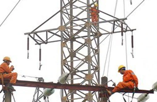 Điện lực Hà Nội thay 5,8km tuyến đường dây 110 kV bằng dây siêu nhiệt