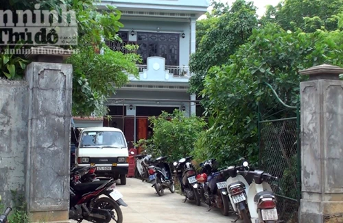 Rợn người tên sát nhân giết bạn gái rồi tẩm xăng đốt xác và tự sát