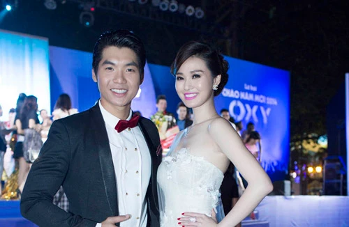 Khánh My khoe sắc bên Trương Nam Thành