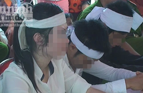 Đắng lòng phiên tòa 3 con ruột đề nghị tử hình cha