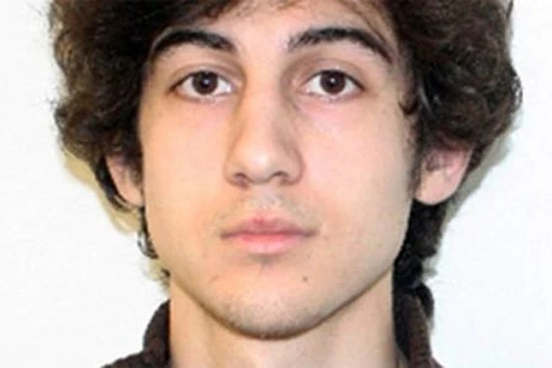 Nghi phạm đánh bom giải marathon Boston chối tội