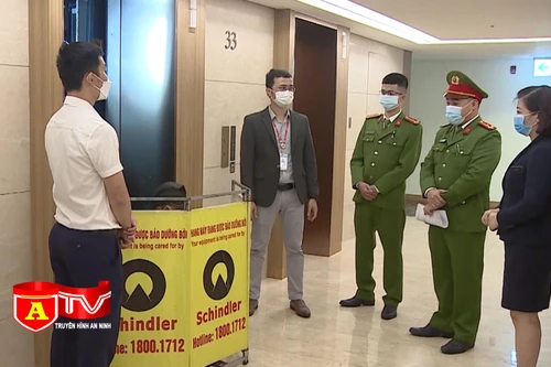 Phòng chống tai nạn khi sử dụng thang máy