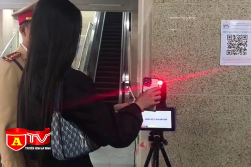 Lắp camera quét mã QR phòng chống dịch trên tuyến đường sắt Cát Linh – Hà Đông