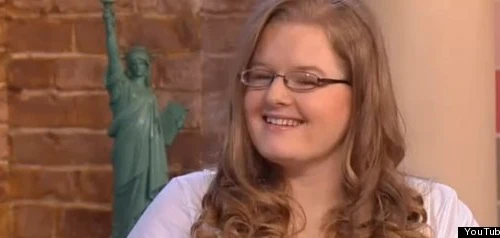 Cô gái "phải lòng" tượng nữ thần Tự do