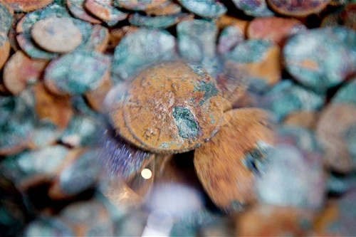 Phát hiện 30.000 đồng bạc La Mã tại Anh