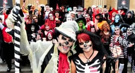 "Điểm danh" chuyện lạ trong năm 2011