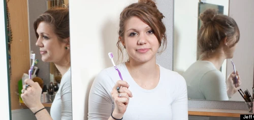 Vô tình nuốt phải bàn chải đánh răng