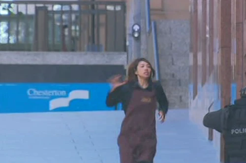 Hình ảnh hiện trường nghẹt thở vụ bắt cóc con tin ở Sydney