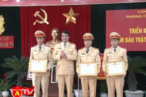 Triển khai công tác đảm bảo trật tự an toàn giao thông năm 2016