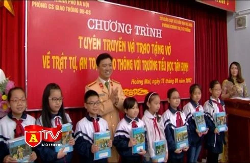 Xây dựng ý thức về giao thông cho trẻ ngay còn trên ghế nhà trường