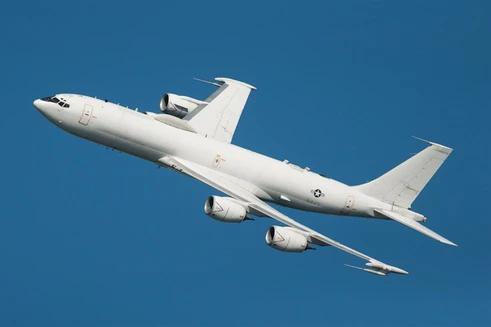 [ẢNH] "Máy bay ngày tận thế" Mỹ chế áp điện tử tàu trinh sát tối tân nhất của Nga?