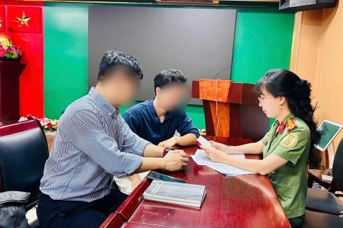 Xử phạt giám đốc người nước ngoài không gia hạn tạm trú trong thời gian bị cấm xuất cảnh 