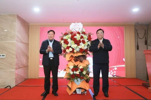 Tiếp tục phát huy truyền thống, trách nhiệm và nhân văn của ngành Y cao quý