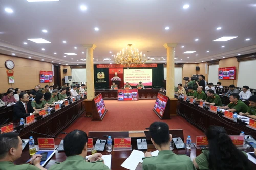 Phát động cao điểm tuyên truyền kỷ niệm 80 năm Ngày truyền thống lực lượng Công an nhân dân