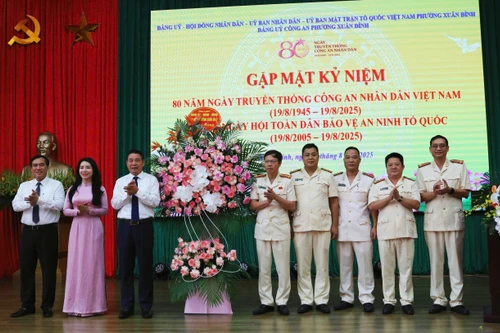 Trung thành, năng động, sáng tạo với quyết tâm cao bảo vệ an ninh trật tự địa bàn