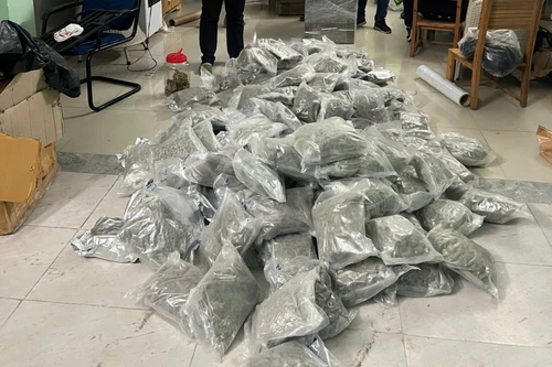 Thu giữ 153kg cần sa trong đường dây mua bán ma túy xuyên quốc gia