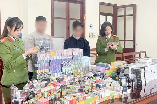 Người vận chuyển thuốc lá điện tử cũng bị xử lý vi phạm