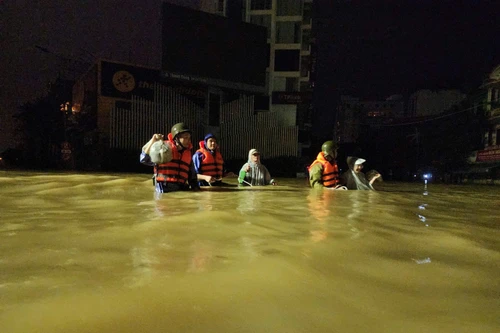 Tổng Bí thư Tô Lâm gửi Thư thăm hỏi đồng bào, cán bộ, chiến sĩ đang ứng phó thiên tai