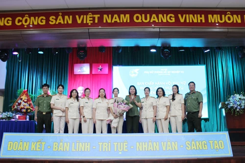 Gắn nhiệm vụ công tác Hội với phong trào chuyên môn