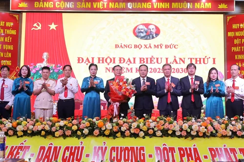 Đổi mới tư duy lãnh đạo, tạo chuyển biến mạnh mẽ trên mọi lĩnh vực