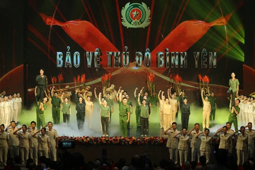 Khắc ghi truyền thống hào hùng, tiến bước vào kỷ nguyên mới