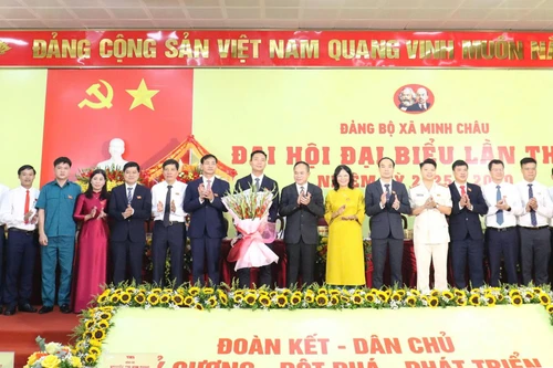 Phát huy sức mạnh đoàn kết, tạo đột phá phát triển nhanh và bền vững