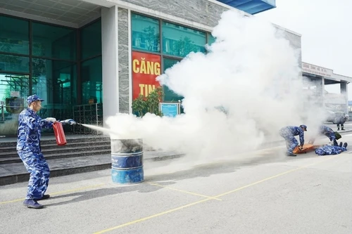 Huấn luyện đội tuyển tham gia Hội thao Phòng cháy, chữa cháy toàn quân năm 2025