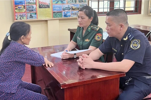 Vận chuyển số lượng lớn ngoại tệ trái phép qua biên giới