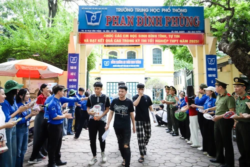 Công an Hà Nội đảm bảo an ninh, an toàn kỳ thi tốt nghiệp Trung học phổ thông năm 2025