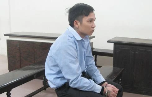 Nhân viên quán cà phê vào tù vì vận chuyển ma túy trái phép