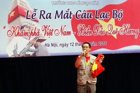 Lần đầu tiên ra mắt câu lạc bộ Khám phá Việt Nam – Biển đảo quê hương