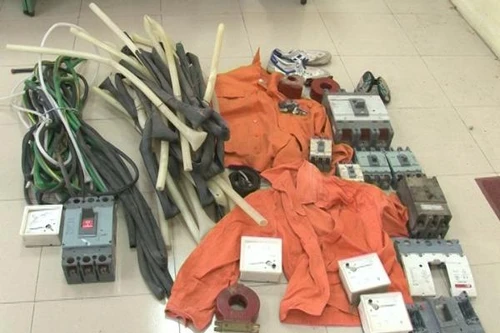 Đóng giả thợ điện, trộm cắp thiết bị các trạm biến áp