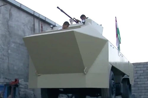 Người dân Iraq tự chế xe tăng giúp chính phủ chống Nhà nước Hồi giáo (IS)