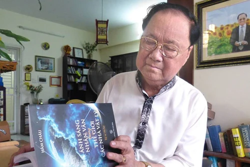 Nhà báo, nhà văn Hàm Châu: Người vẽ chân dung bằng ngôn từ