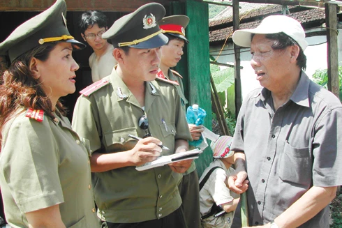 Bát mì nóng giữa rừng