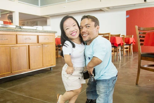 Cặp đôi thấp nhất thế giới