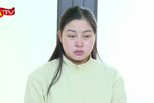 "Hot girl" lừa đảo đi mua hàng bằng lệnh chuyển khoản "ảo" 